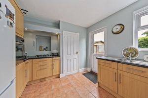 Kitchen- click for photo gallery